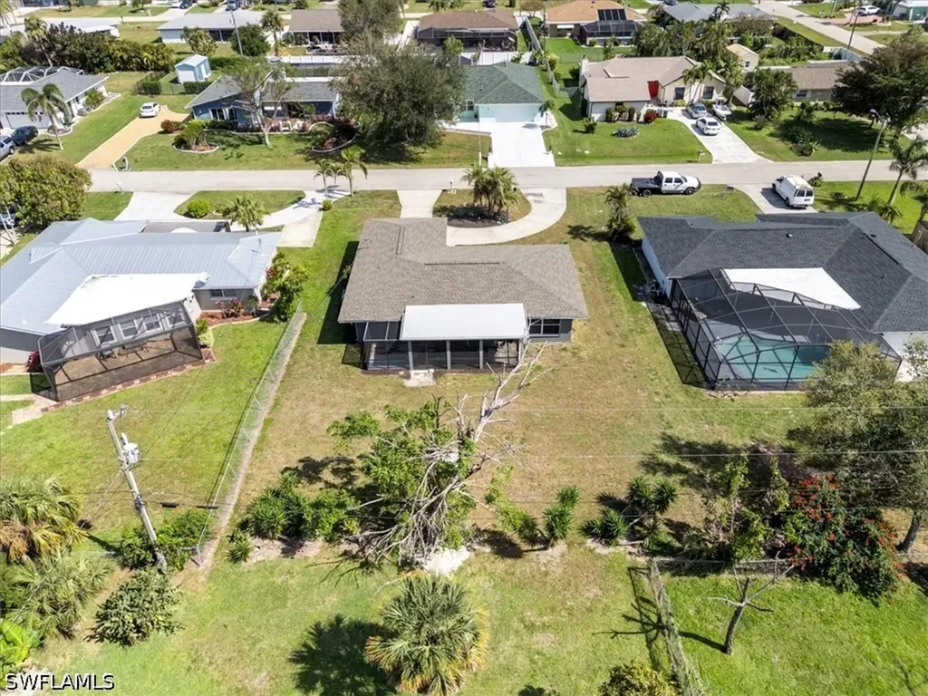 4216 SE 1st Court Cape Coral FL 33904