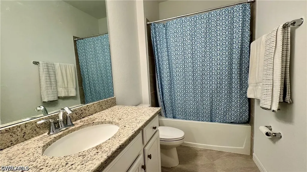 2066 Tamarron Lane Naples FL 34120