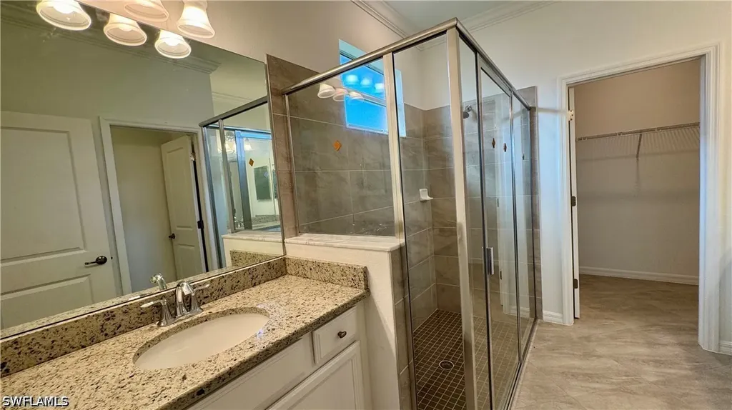 2066 Tamarron Lane Naples FL 34120