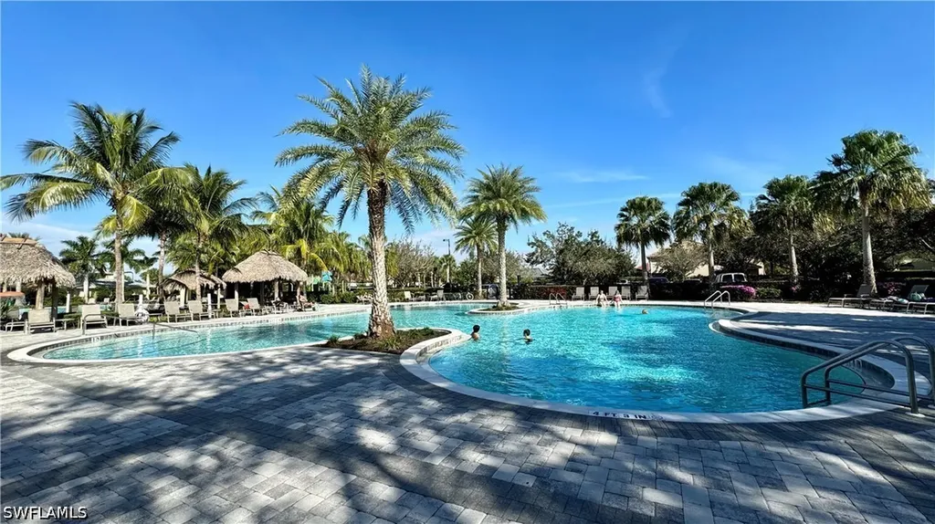 2066 Tamarron Lane Naples FL 34120