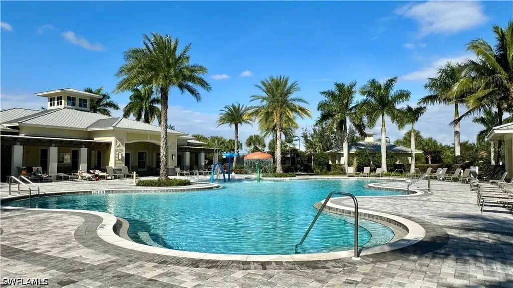 2066 Tamarron Lane Naples FL 34120