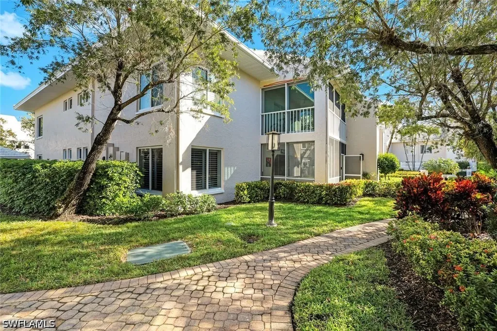 Naples FL, 5801 Glencove Drive, Unit 503