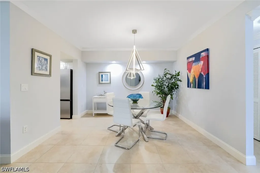 5801 Glencove Drive Naples FL 34108
