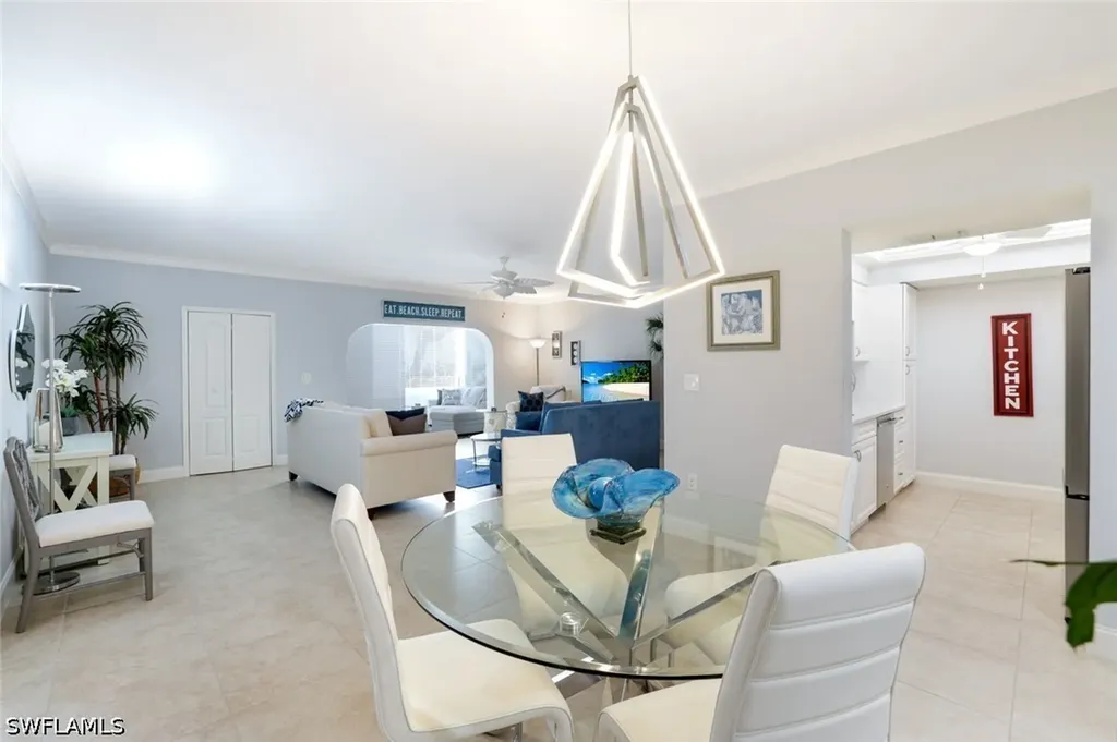 5801 Glencove Drive Naples FL 34108