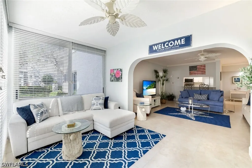 5801 Glencove Drive Naples FL 34108