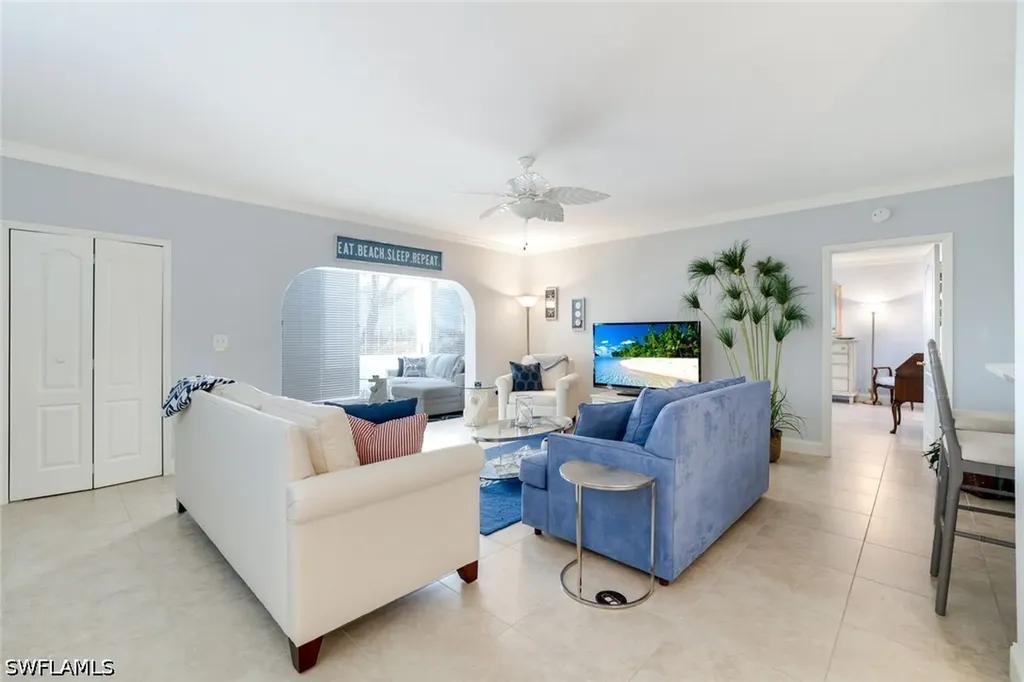 5801 Glencove Drive Naples FL 34108