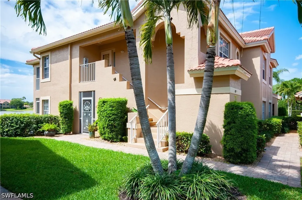 28012 Cavendish Court Bonita Springs FL 34135