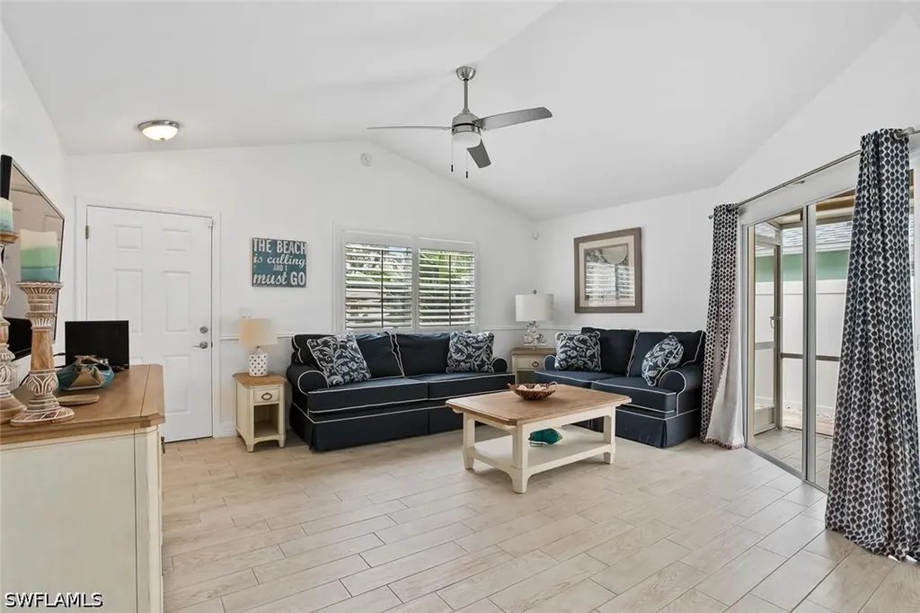 534 96th Avenue N Naples FL 34108