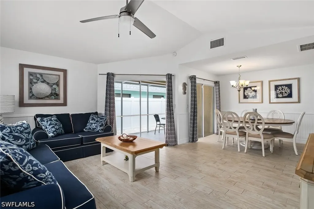 534 96th Avenue N Naples FL 34108