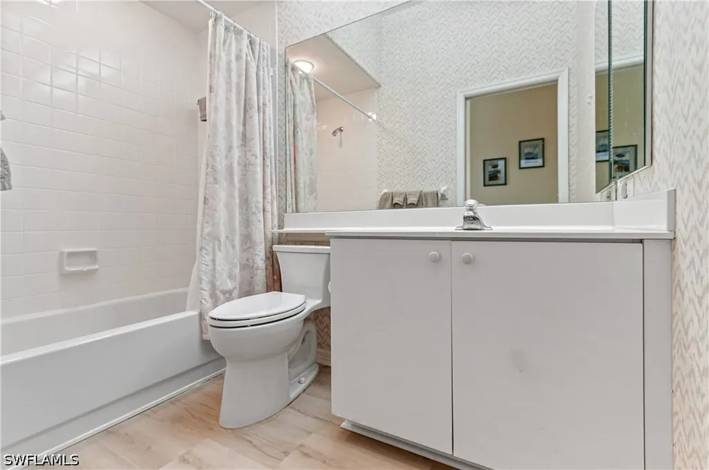 13521 Southampton Drive Bonita Springs FL 34135