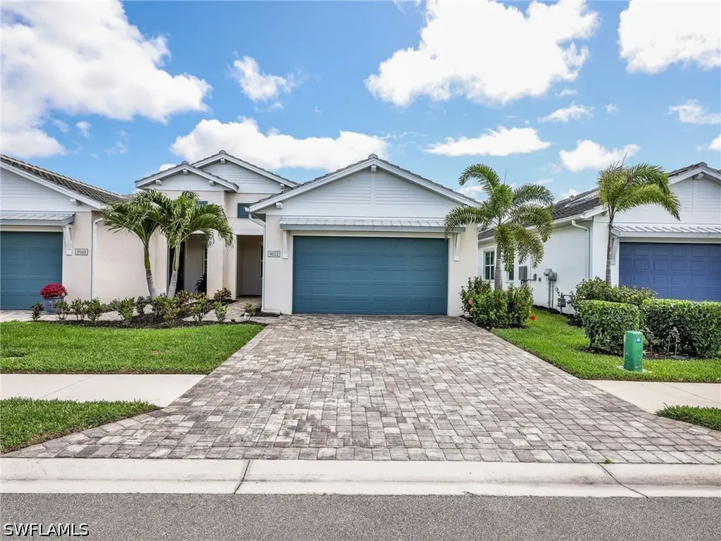 9052 Saint Lucia Drive Naples FL 34114