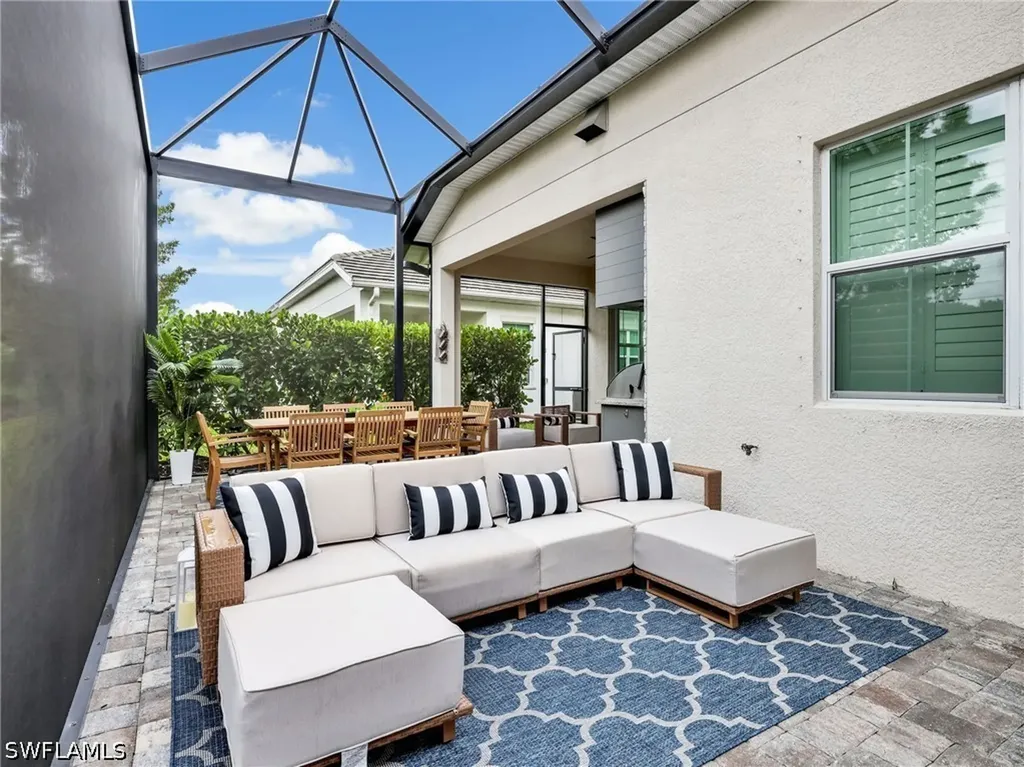 9052 Saint Lucia Drive Naples FL 34114