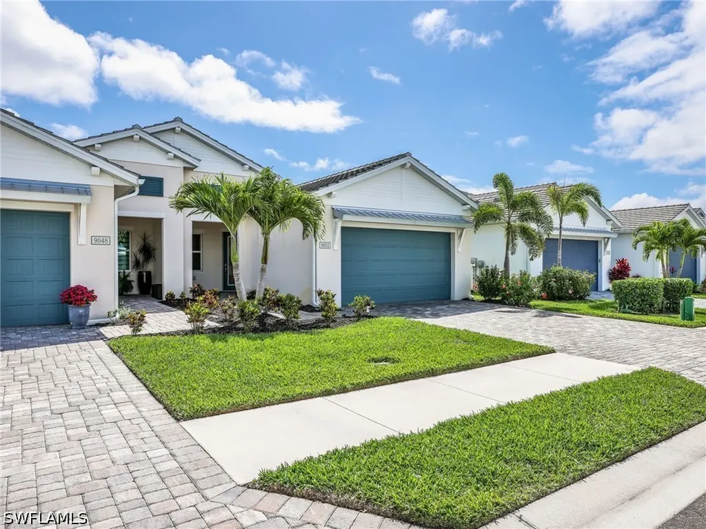 9052 Saint Lucia Drive Naples FL 34114