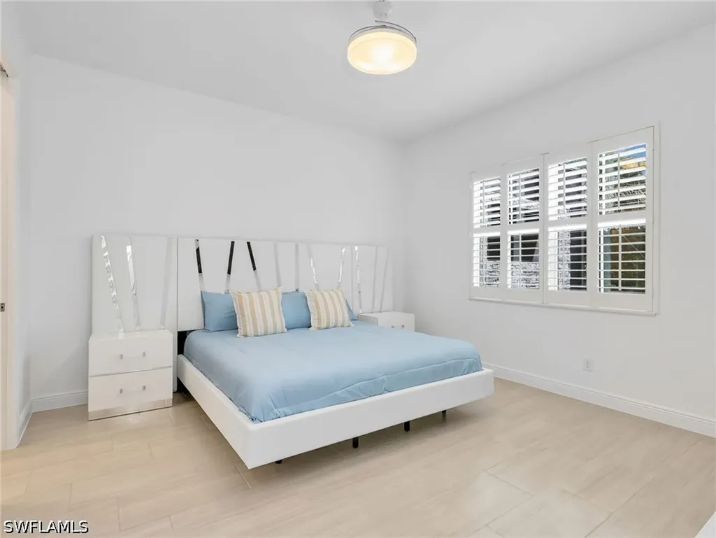9052 Saint Lucia Drive Naples FL 34114