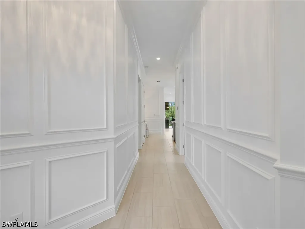 9052 Saint Lucia Drive Naples FL 34114
