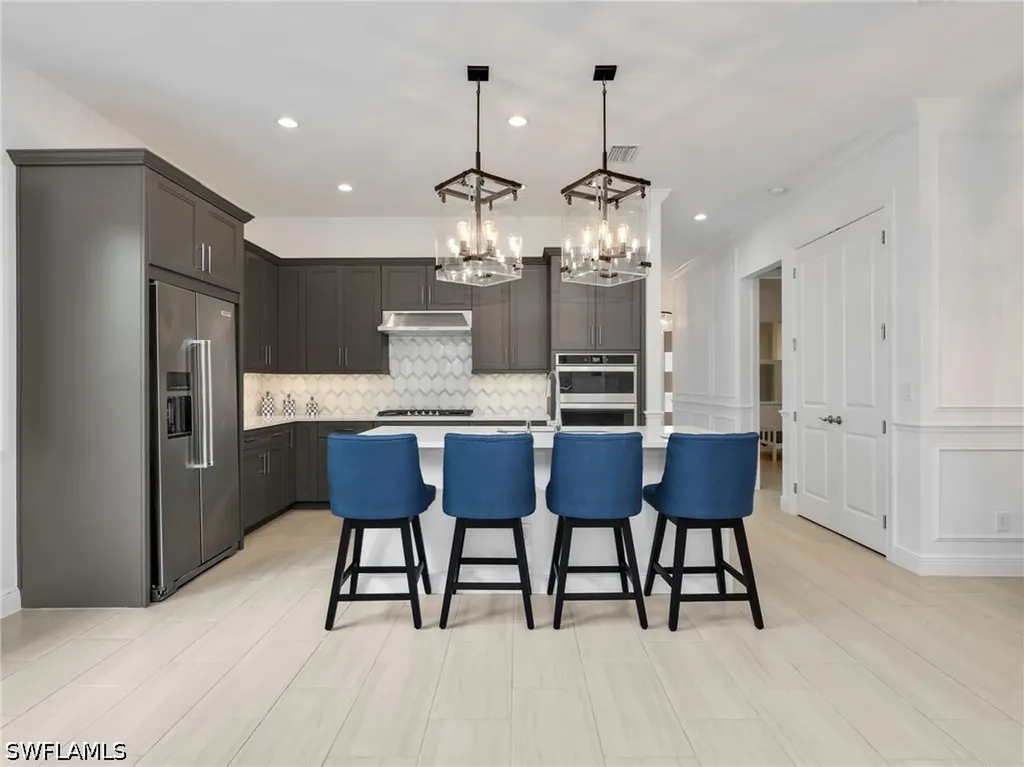 9052 Saint Lucia Drive Naples FL 34114