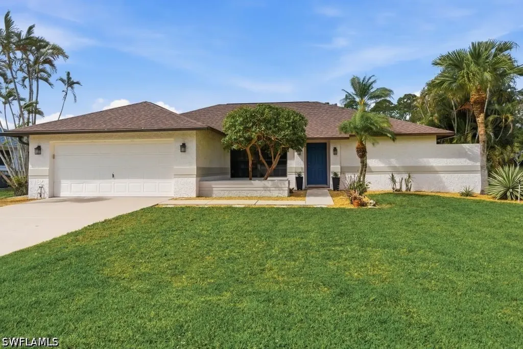 19184 Pine Run Lane Fort Myers FL 33967