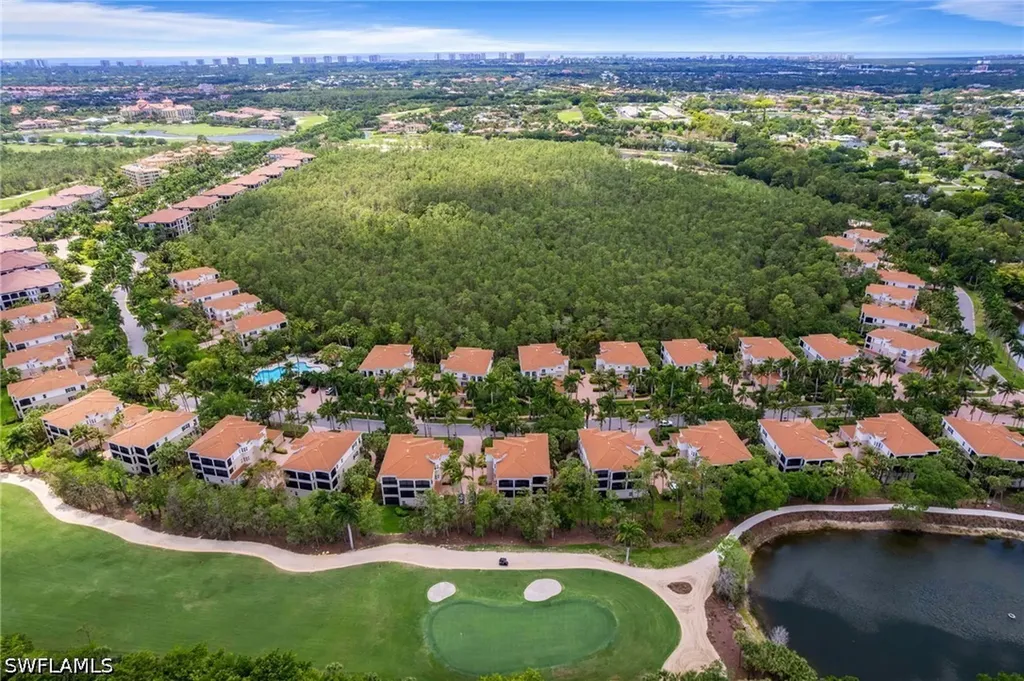 2842 Tiburon Boulevard E Naples FL 34109