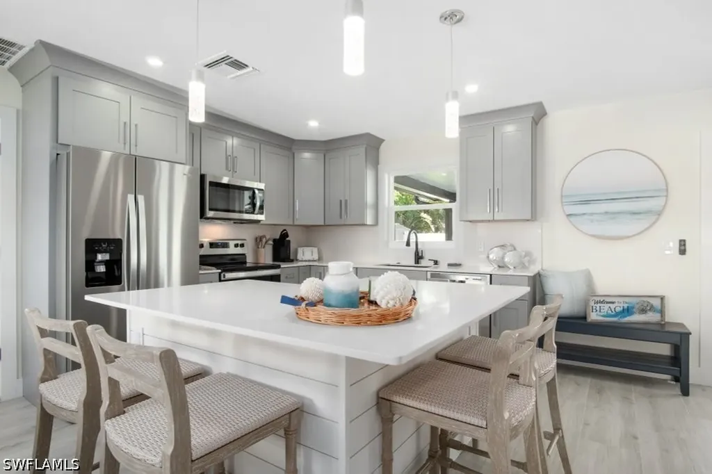 3420 Balboa Circle W Naples FL 34105
