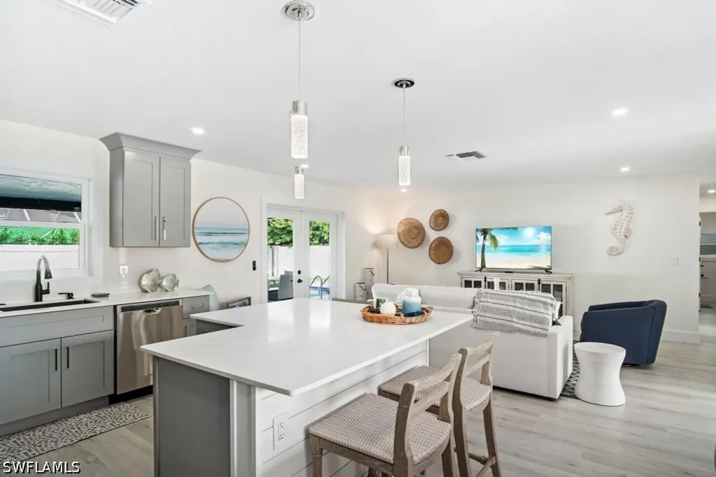 3420 Balboa Circle W Naples FL 34105