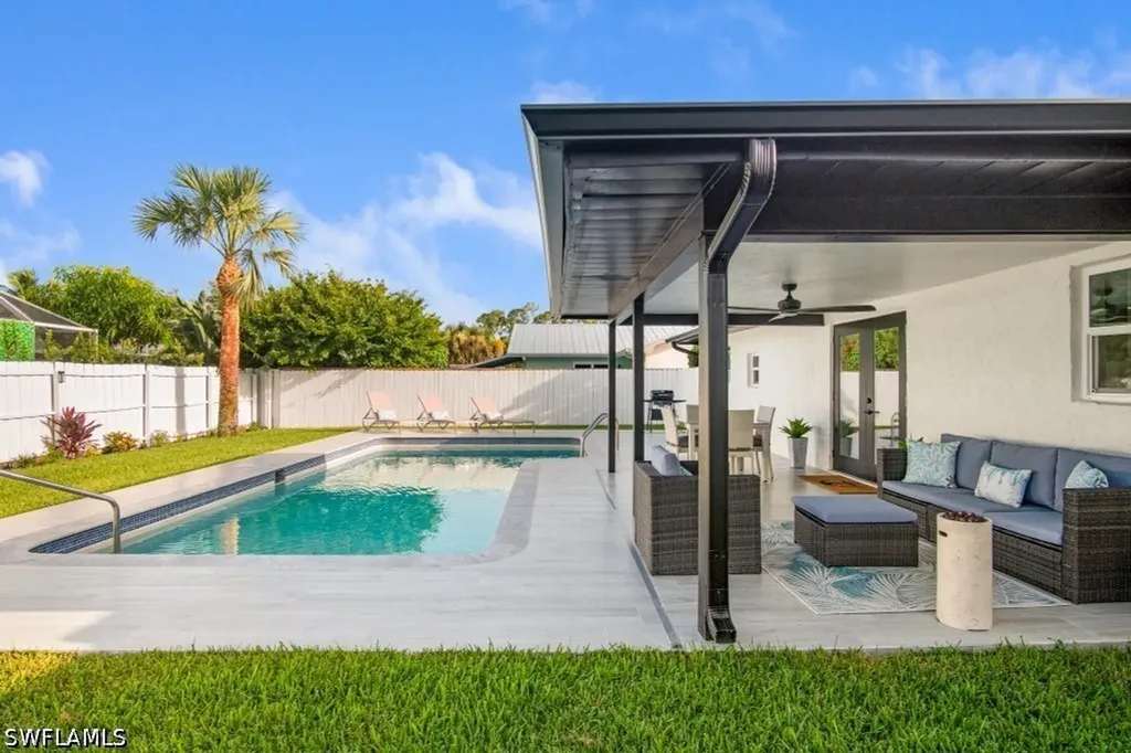 3420 Balboa Circle W Naples FL 34105
