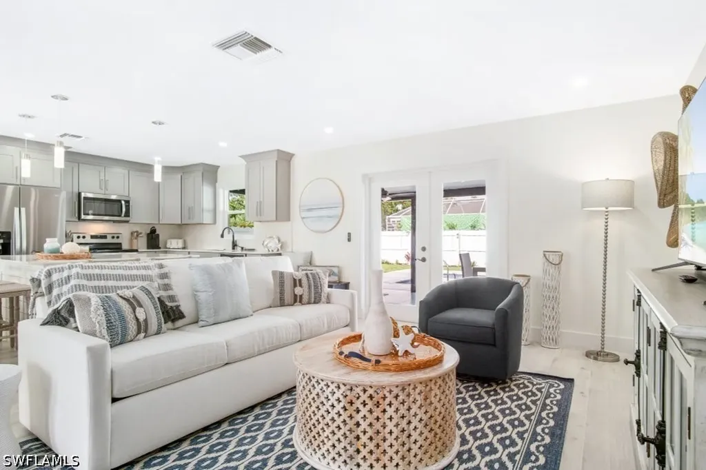3420 Balboa Circle W Naples FL 34105