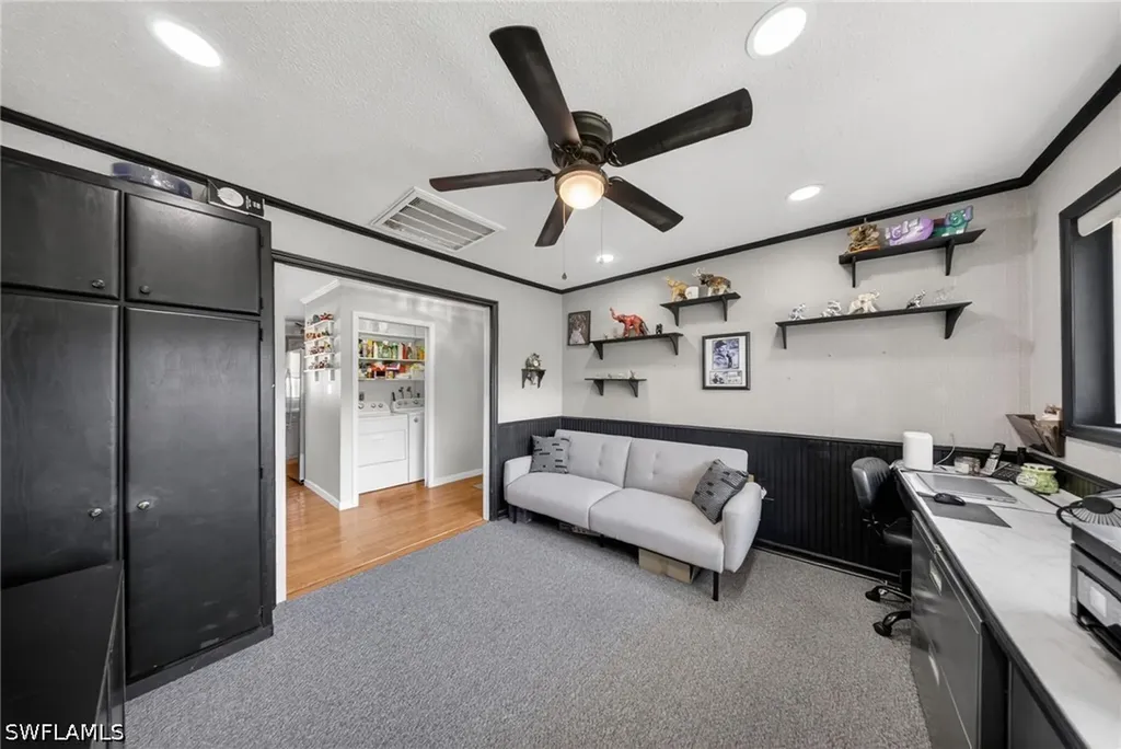 443 Castle Drive Naples FL 34119