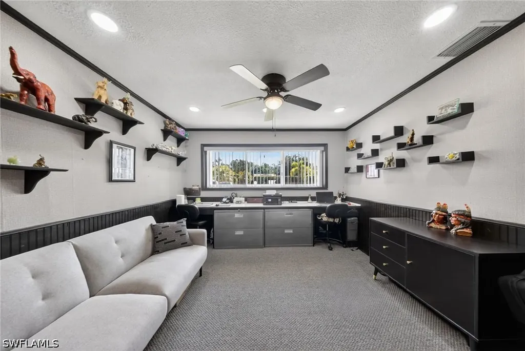 443 Castle Drive Naples FL 34119