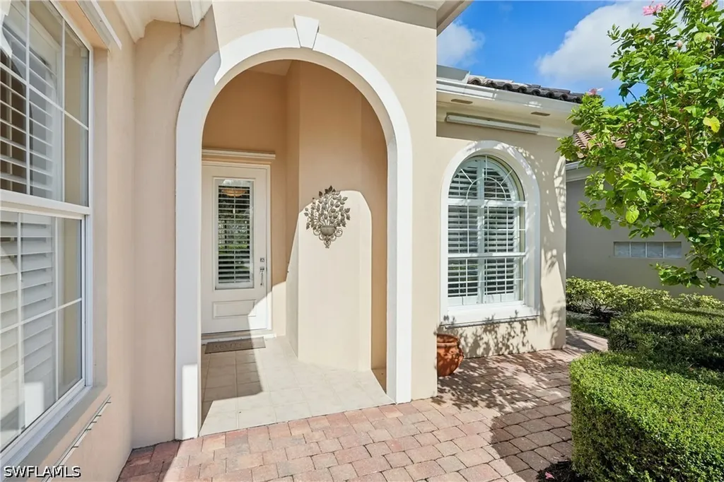 15330 Bonefish Trail Bonita Springs FL 34135