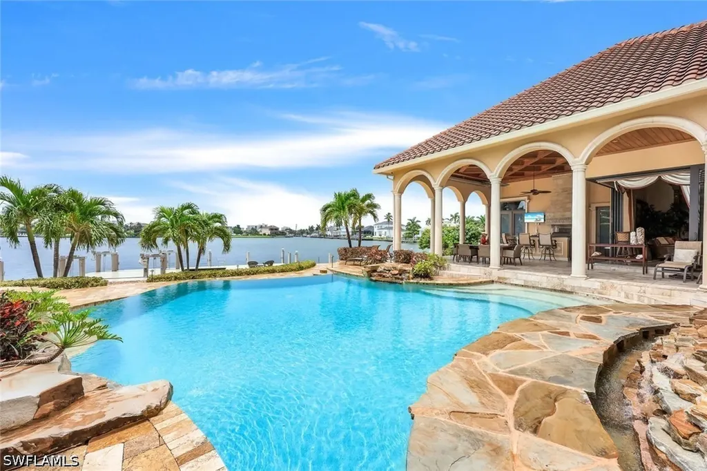 580 S Heathwood Drive Marco Island FL 34145