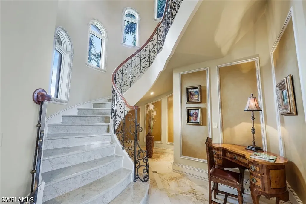 580 S Heathwood Drive Marco Island FL 34145