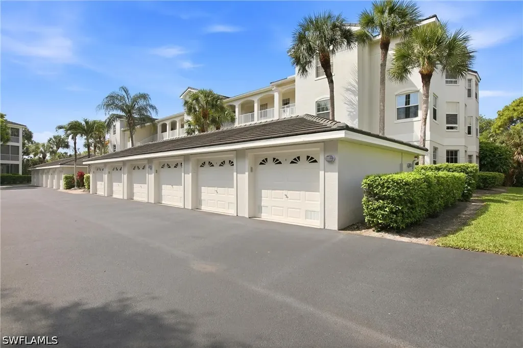 3431 Pointe Creek Court Bonita Springs FL 34134