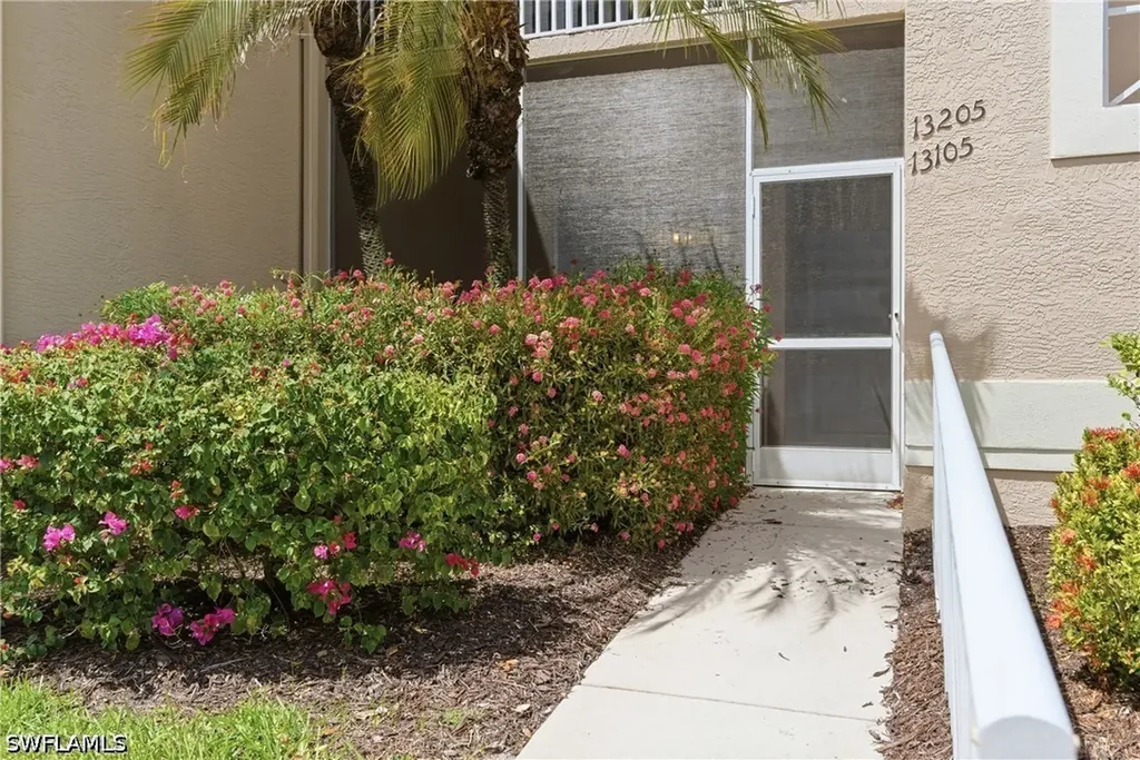 Bonita Springs FL, 26841 Clarkston Drive, Unit 105