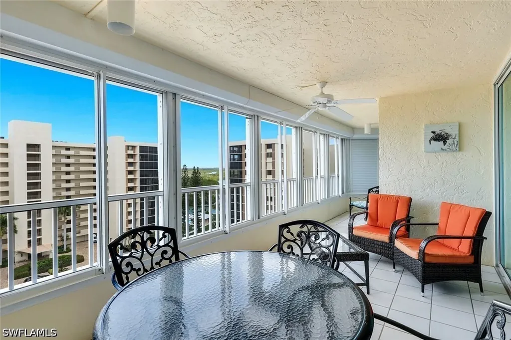 21 Bluebill Avenue Naples FL 34108