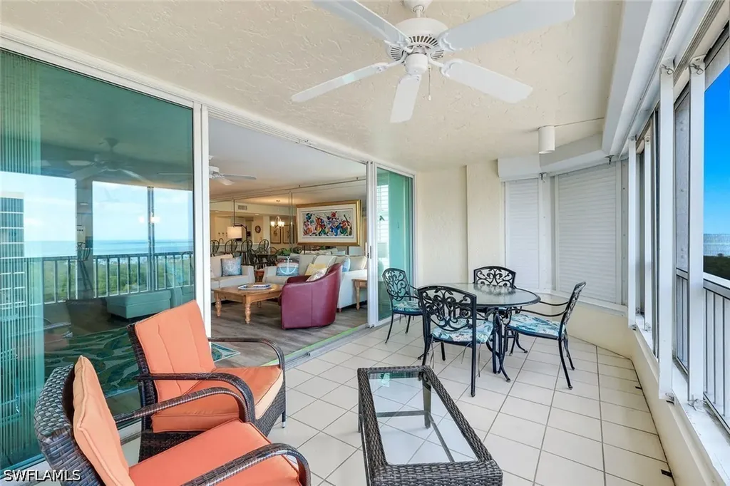 21 Bluebill Avenue Naples FL 34108