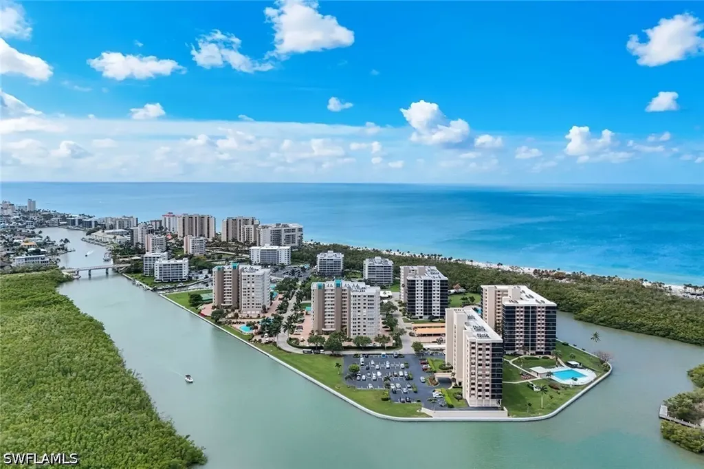 21 Bluebill Avenue Naples FL 34108