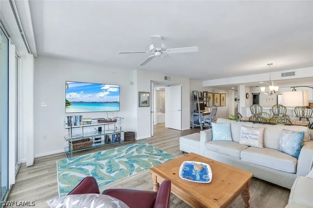 21 Bluebill Avenue Naples FL 34108