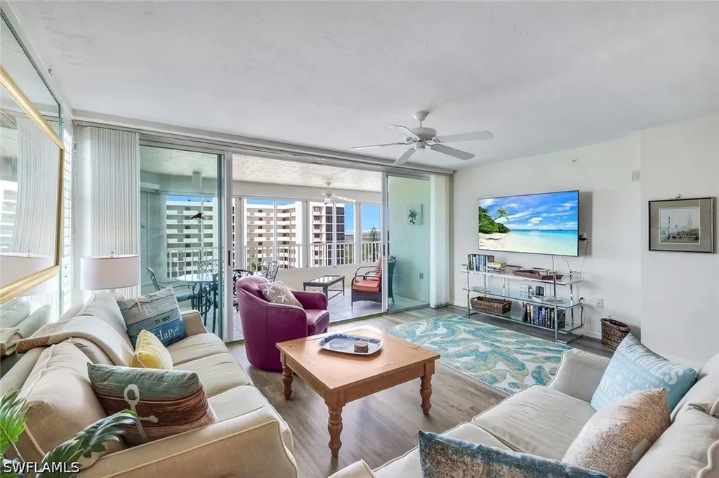21 Bluebill Avenue Naples FL 34108