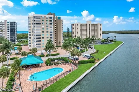 21 Bluebill Avenue Naples FL 34108