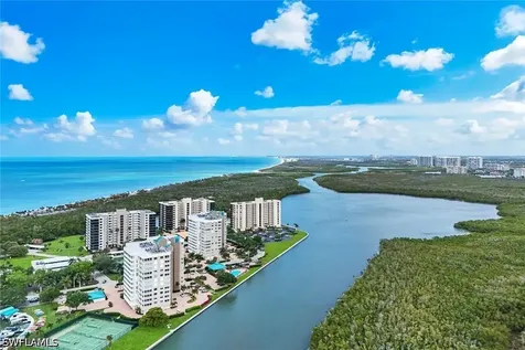 21 Bluebill Avenue Naples FL 34108