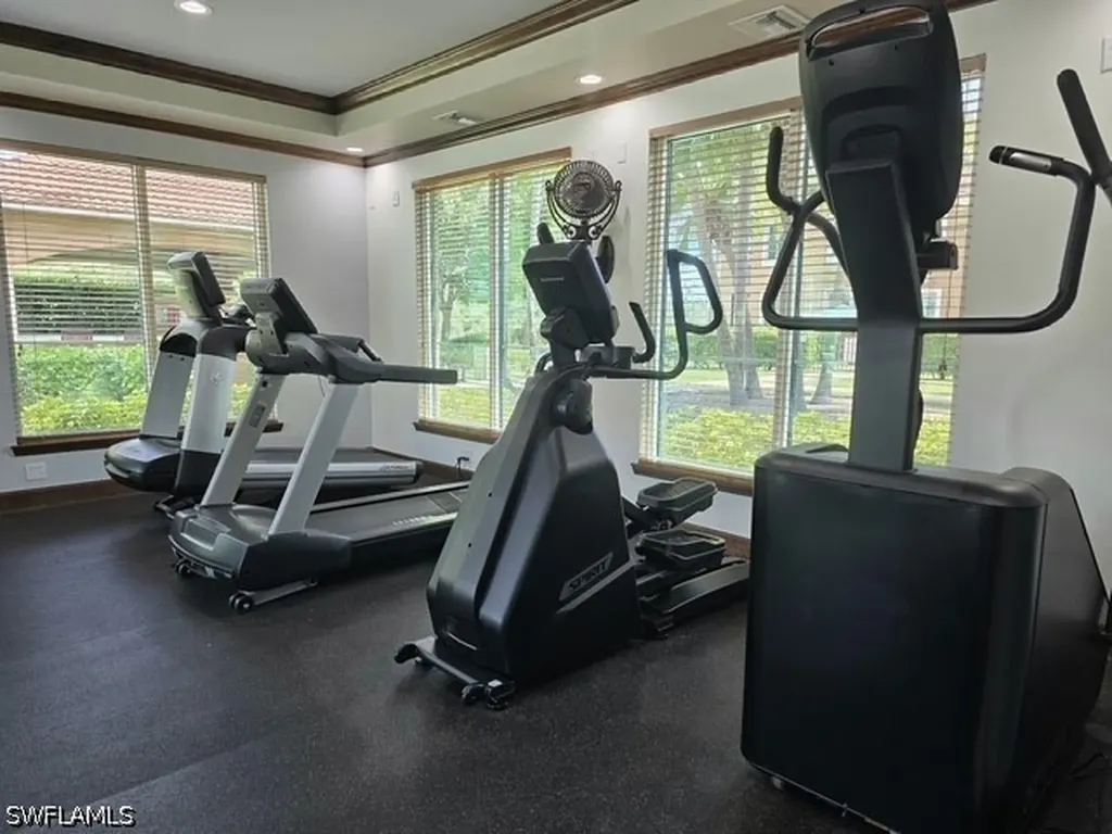 1210 Reserve Way Naples FL 34105