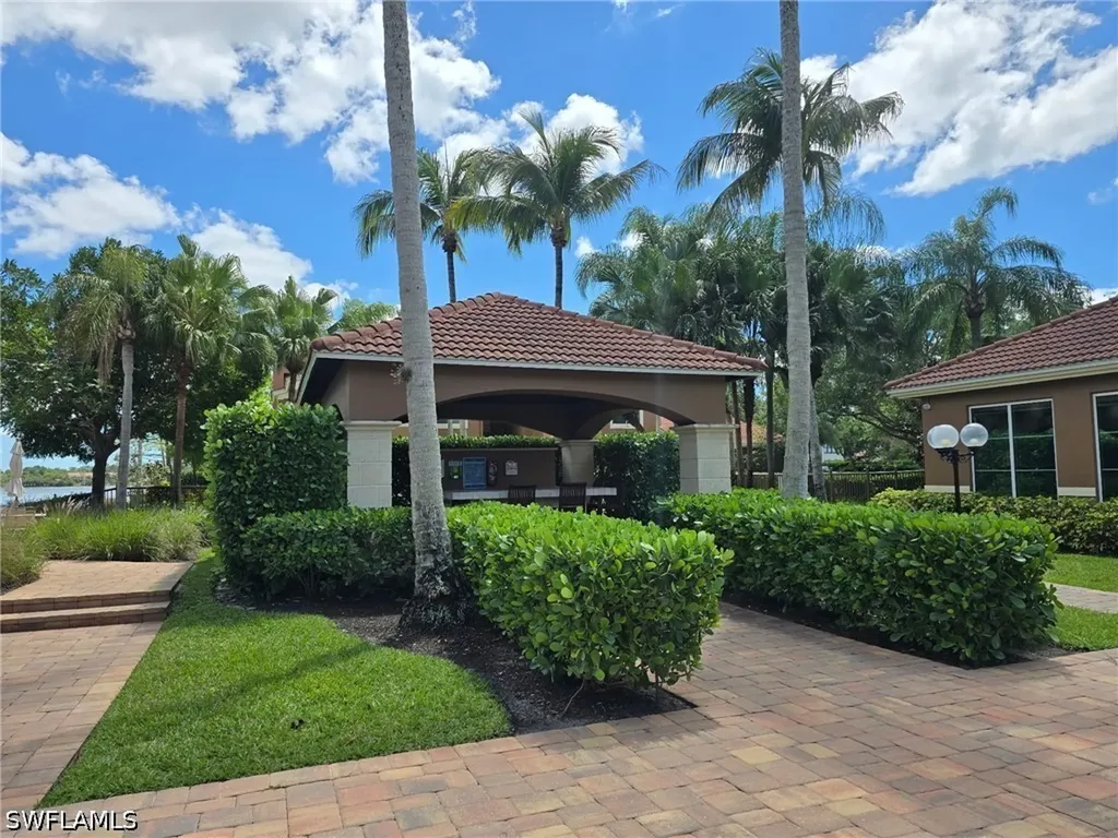 1210 Reserve Way Naples FL 34105