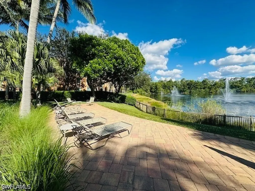 1210 Reserve Way Naples FL 34105