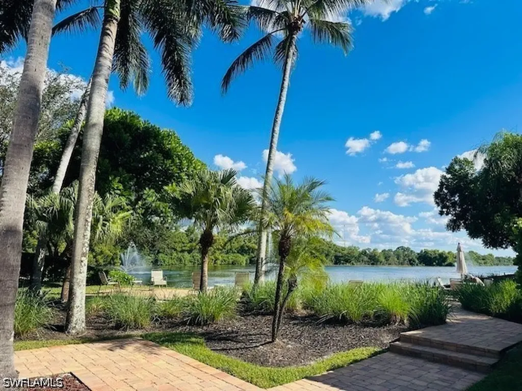 1210 Reserve Way Naples FL 34105