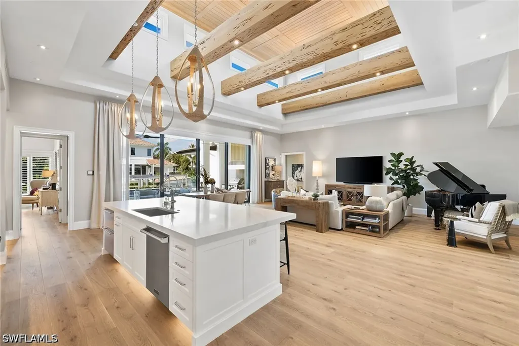 1850 Kingfish Road Naples FL 34102