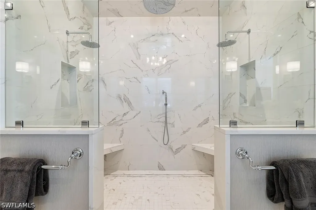 1850 Kingfish Road Naples FL 34102