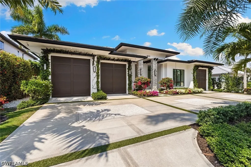 1850 Kingfish Road Naples FL 34102