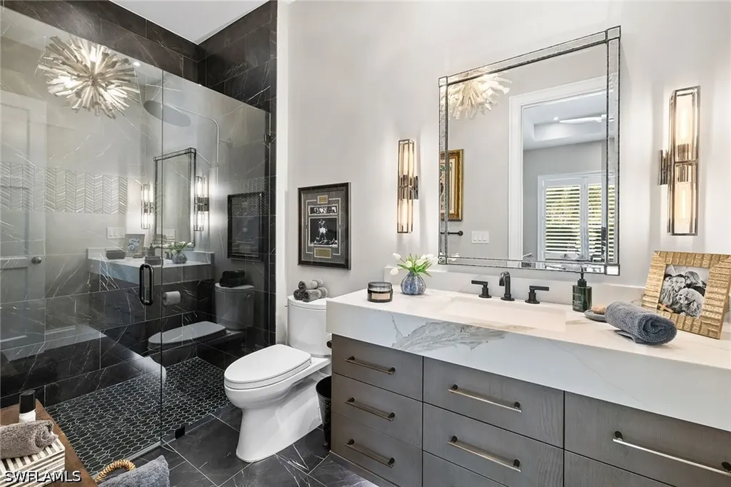 1850 Kingfish Road Naples FL 34102
