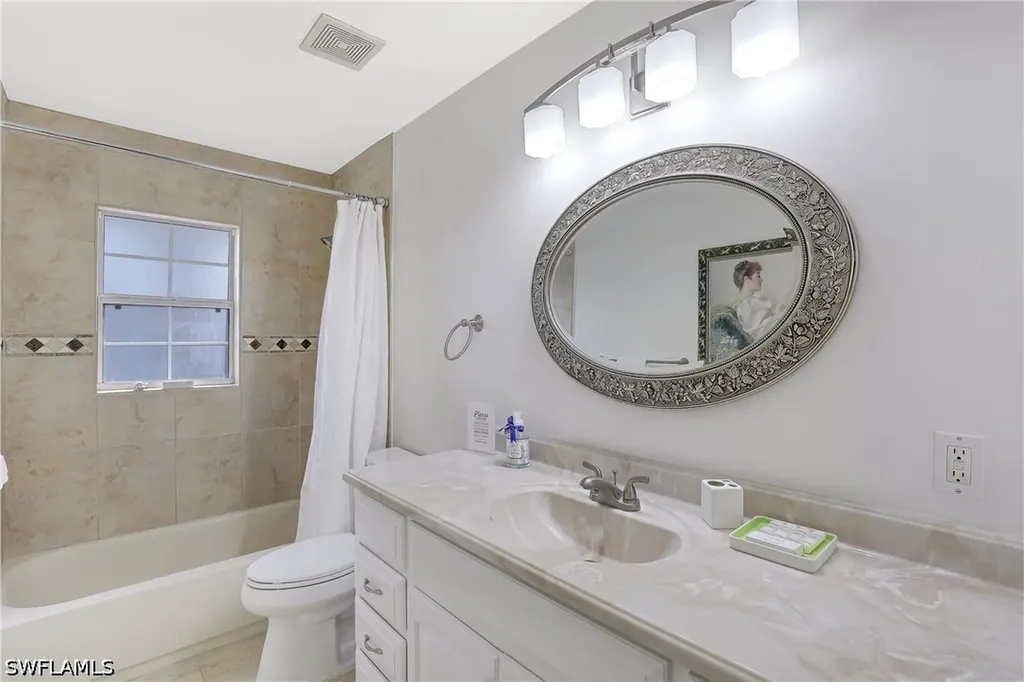 637 95th Avenue N Naples FL 34108