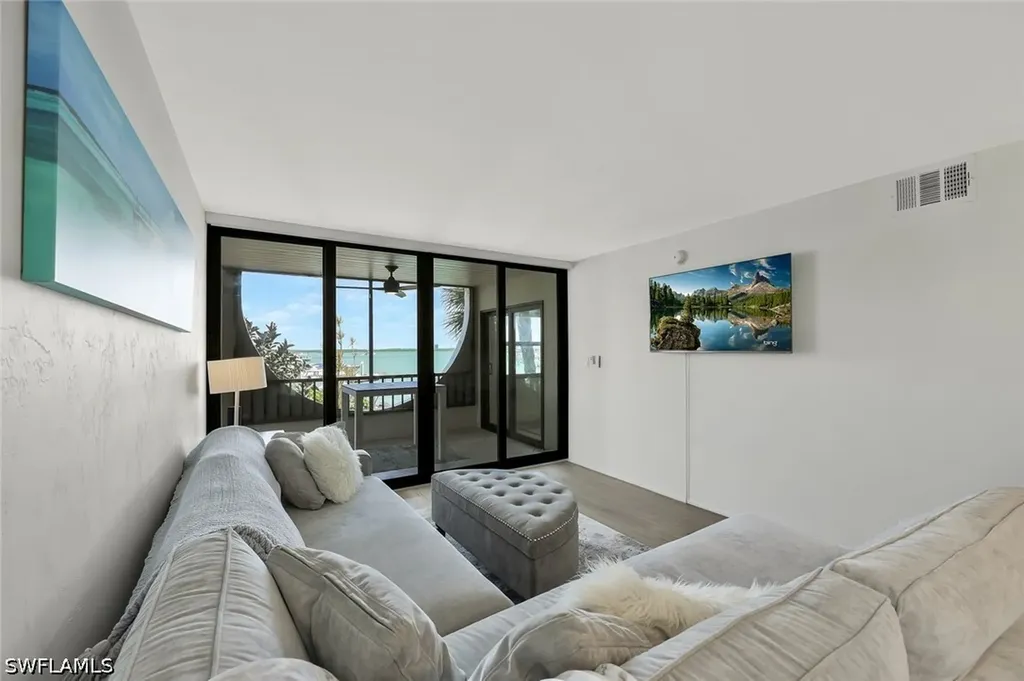 1003 Anglers Cove Marco Island FL 34145